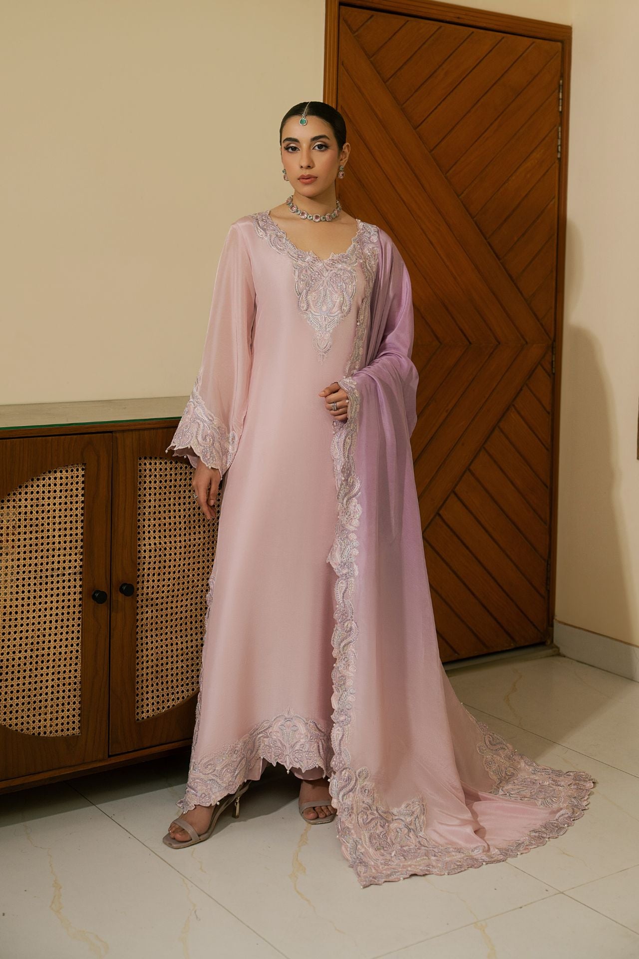 Rosette – Pastel Pink Luxury Embroidered Silk Set (3 Piece) Main image