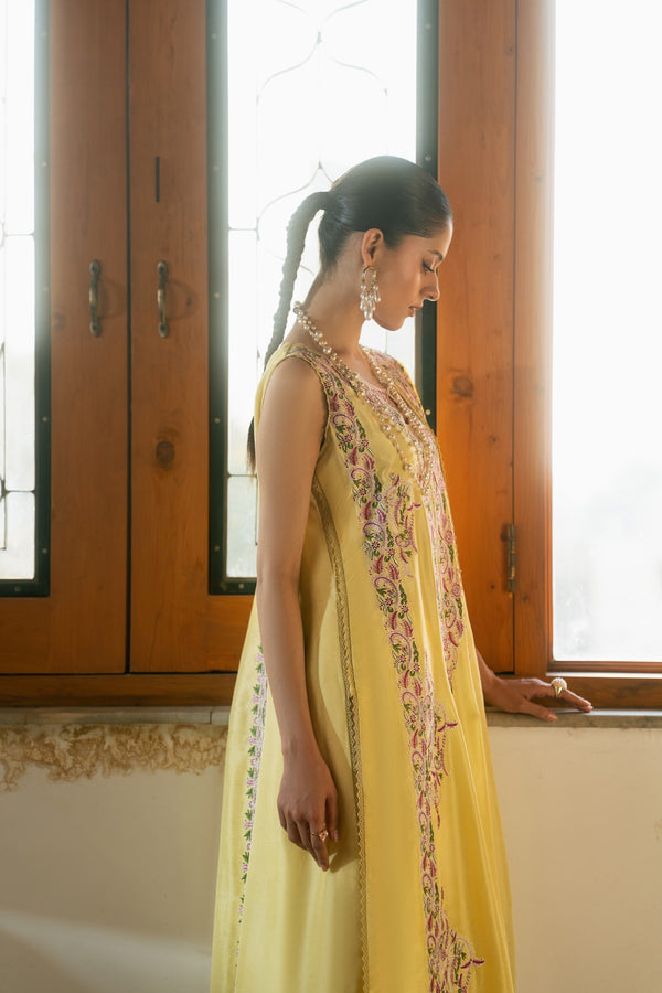 Flora – Butter Yellow Luxury Embroidered Silk Set (3 Piece)
