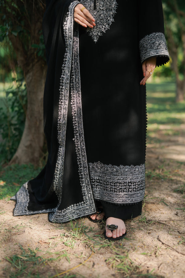 Soraya 3 Piece Embroidered Premium Karandi