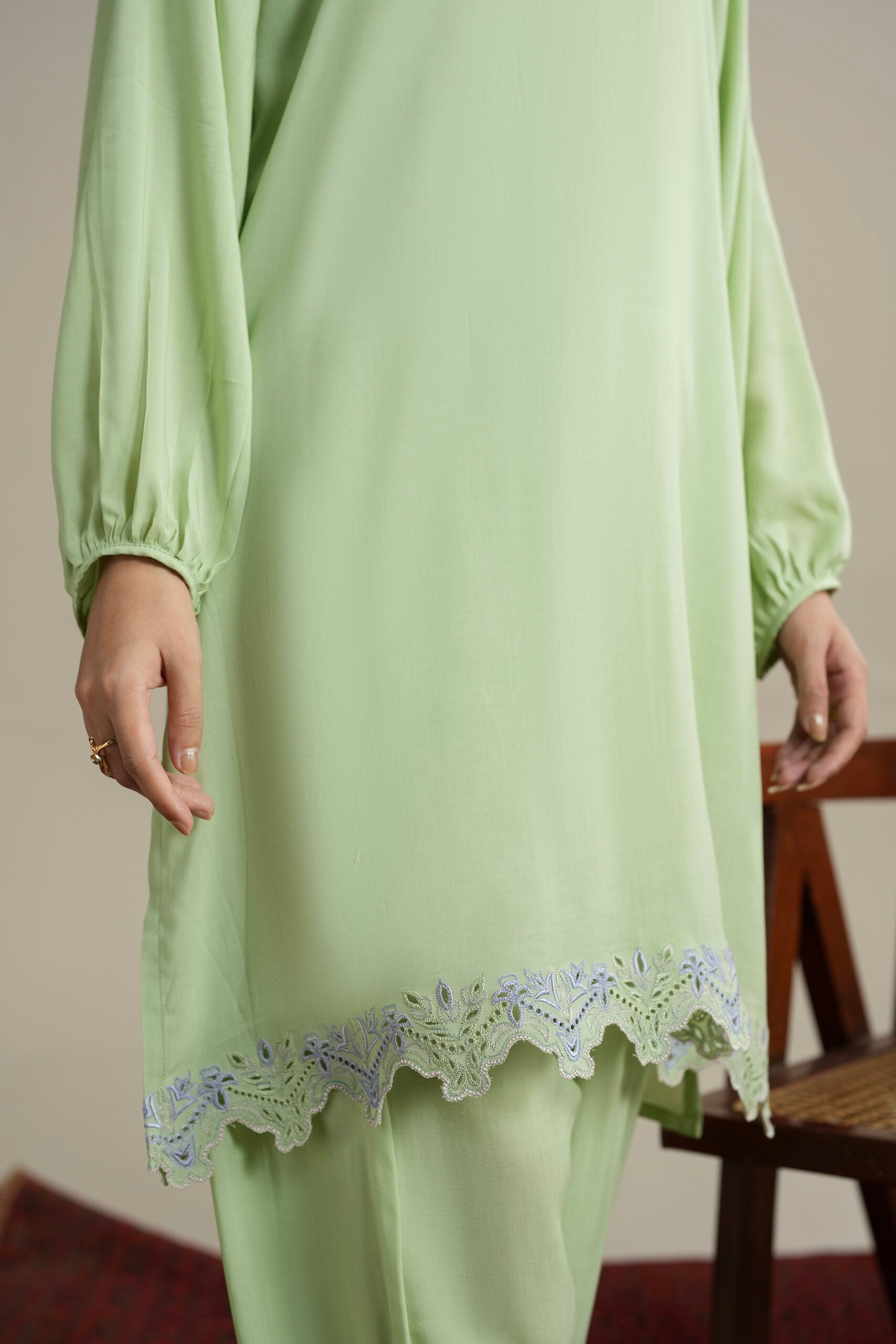 Matcha – V Neck Shirt